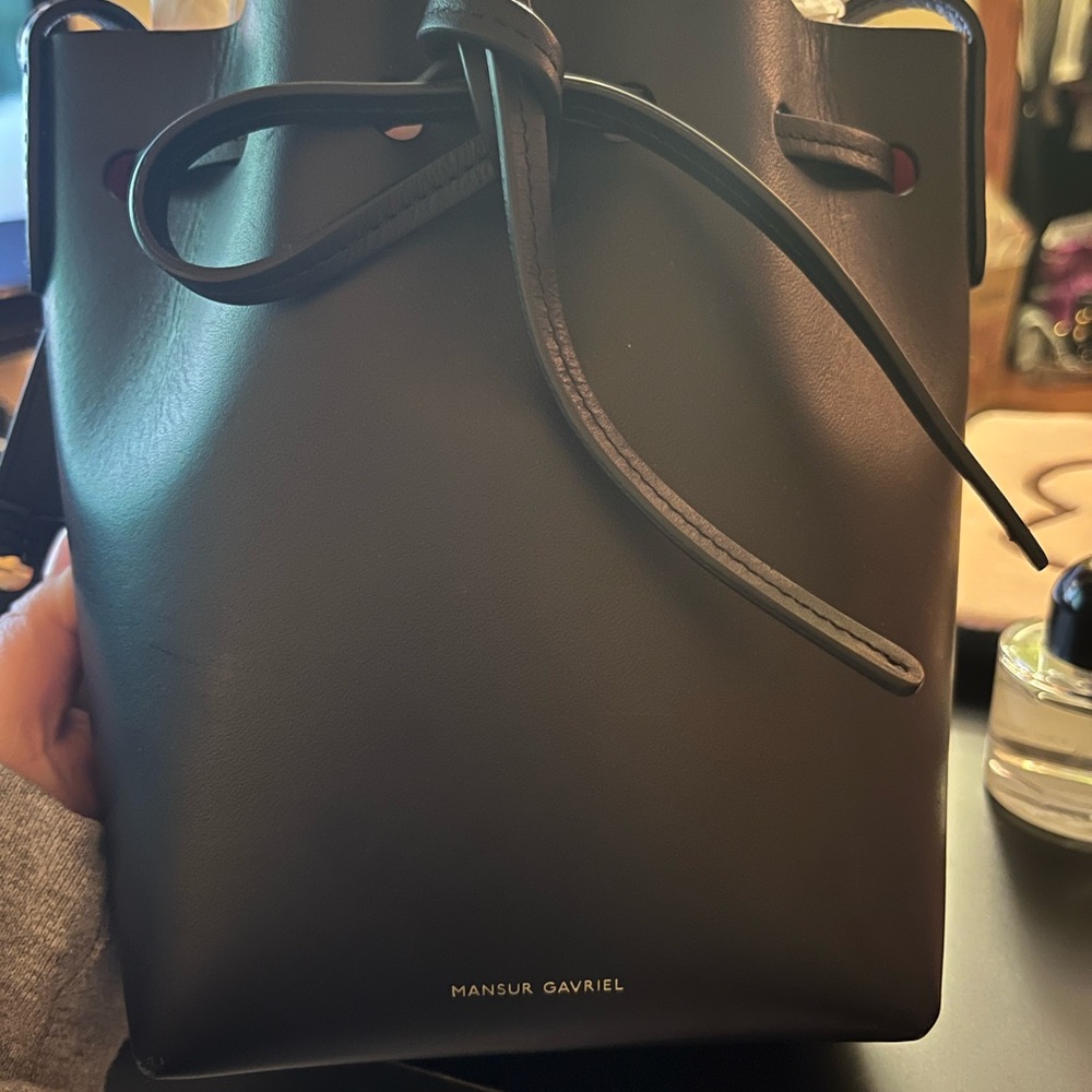 ‼️SOLD‼️ MANSUR GAVRIEL MINI MINI BUCKET BAG BLACK